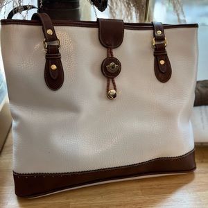 Vintage white Saddle River tote